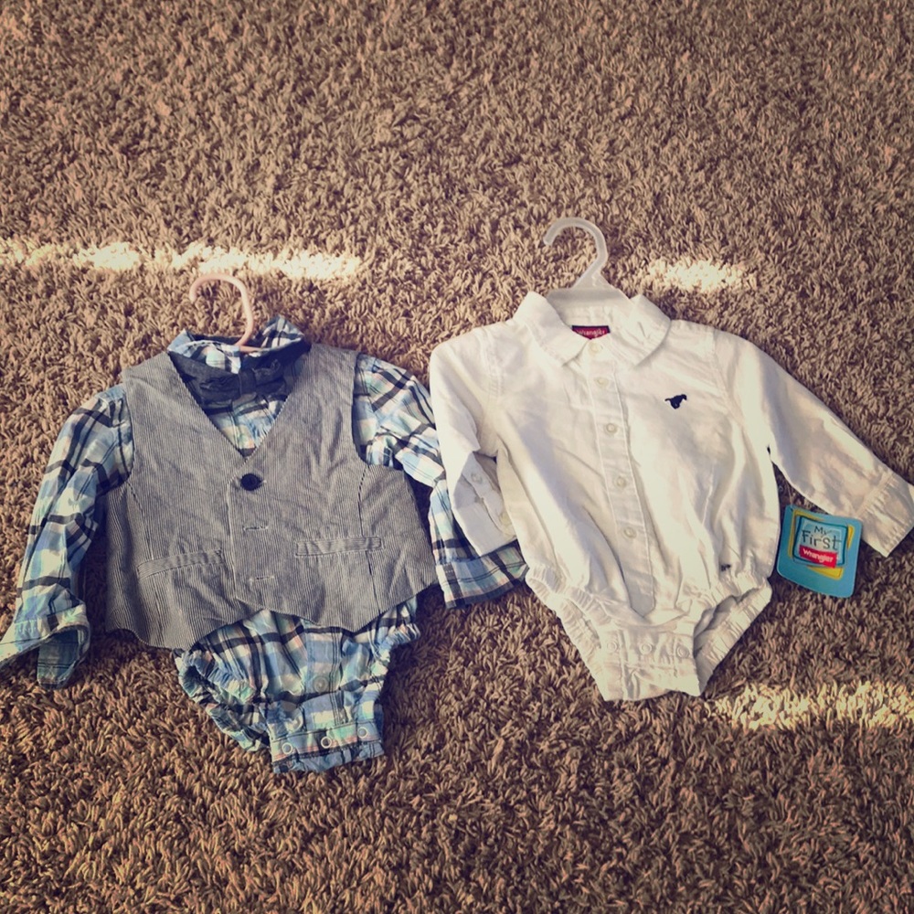 2 boys dress bodysuits